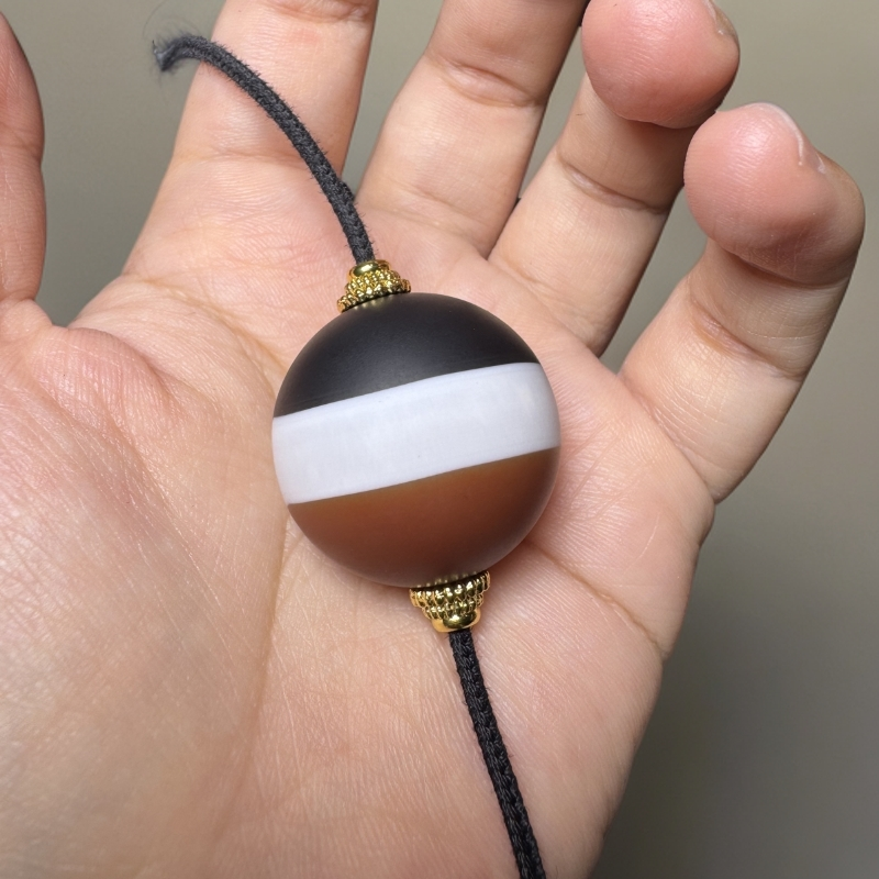 精品天然三色一线药师玛瑙圆珠28mm