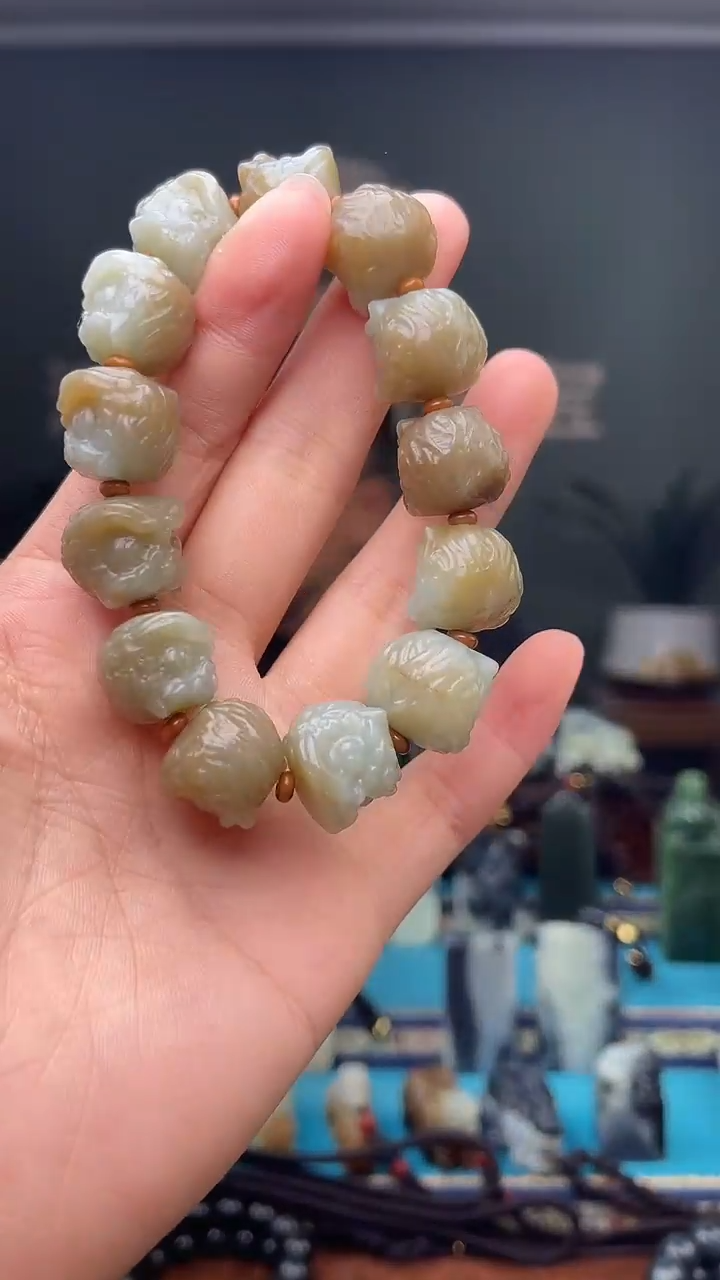 未镶嵌和田玉挂件1