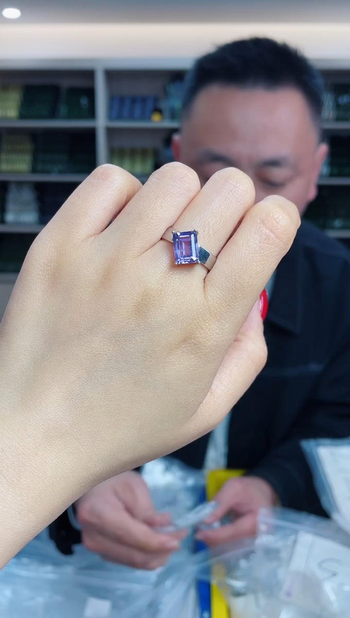【闪购商品】紫晶·未镶嵌多样性发一件