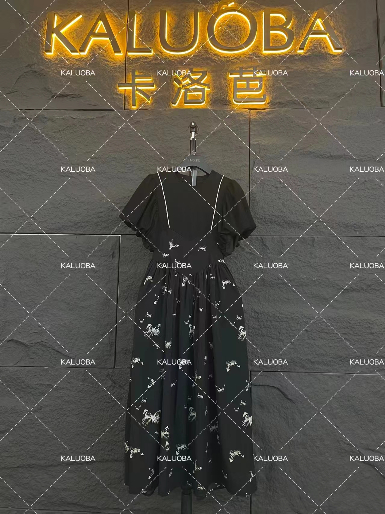 【原创大码设计师款】时尚高级感碎花长款精致女连衣裙5572