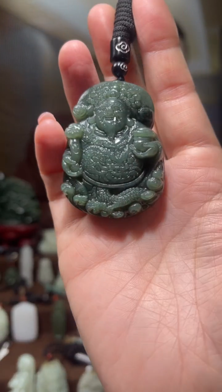 颈饰未镶嵌和田玉`