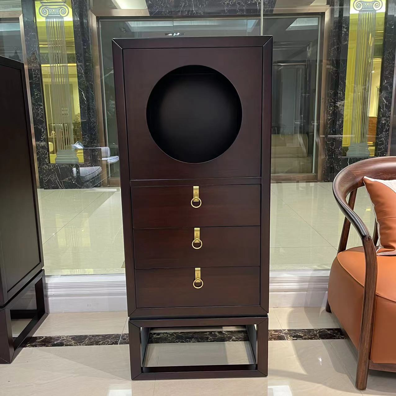 SWG-602 装饰边柜 560*450*1330