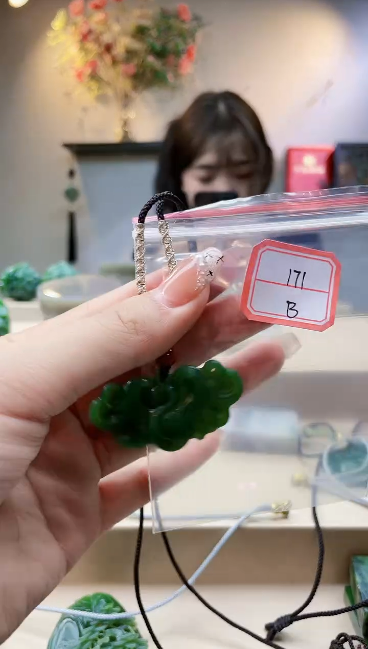 【闪购商品】和田玉挂件未镶嵌1