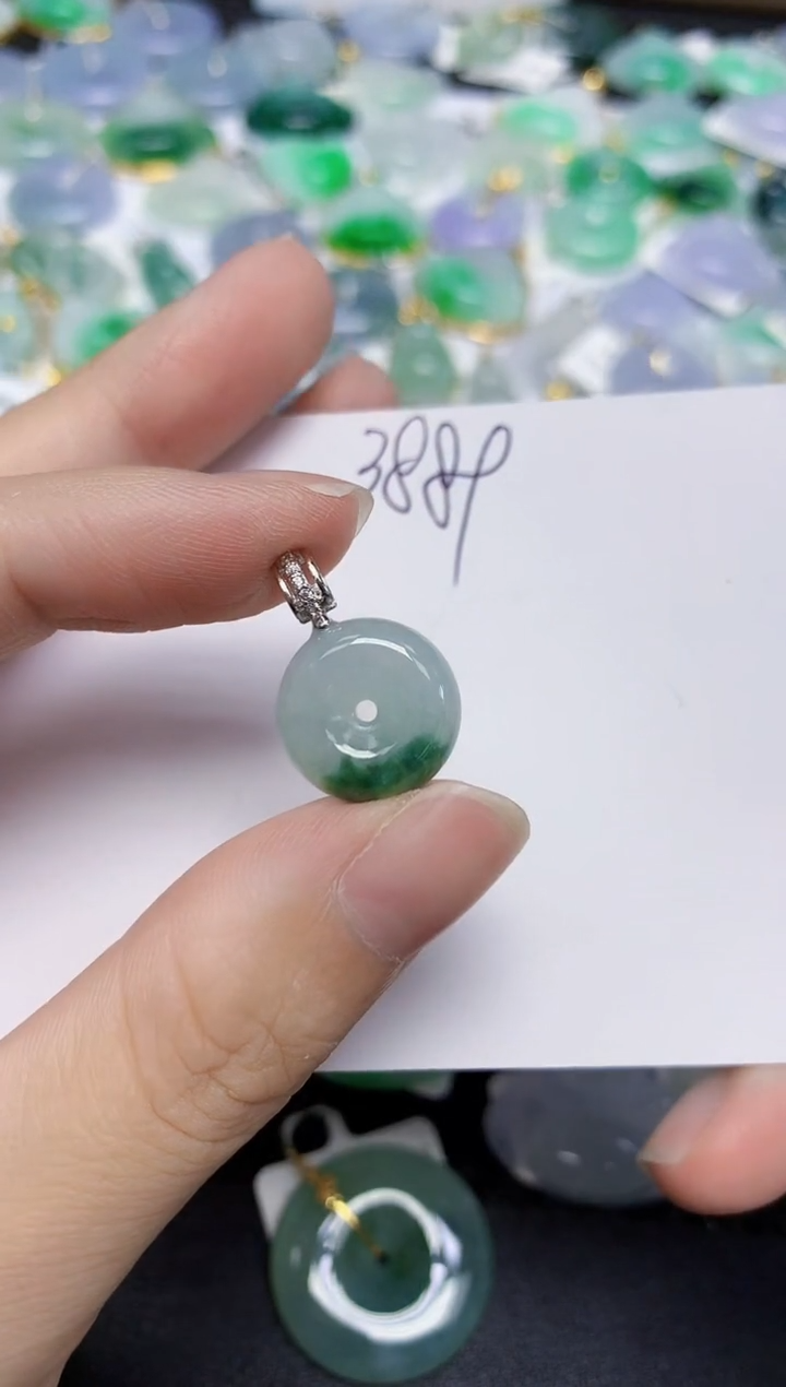 翡翠未镶嵌颈饰天然缅甸翡翠A货