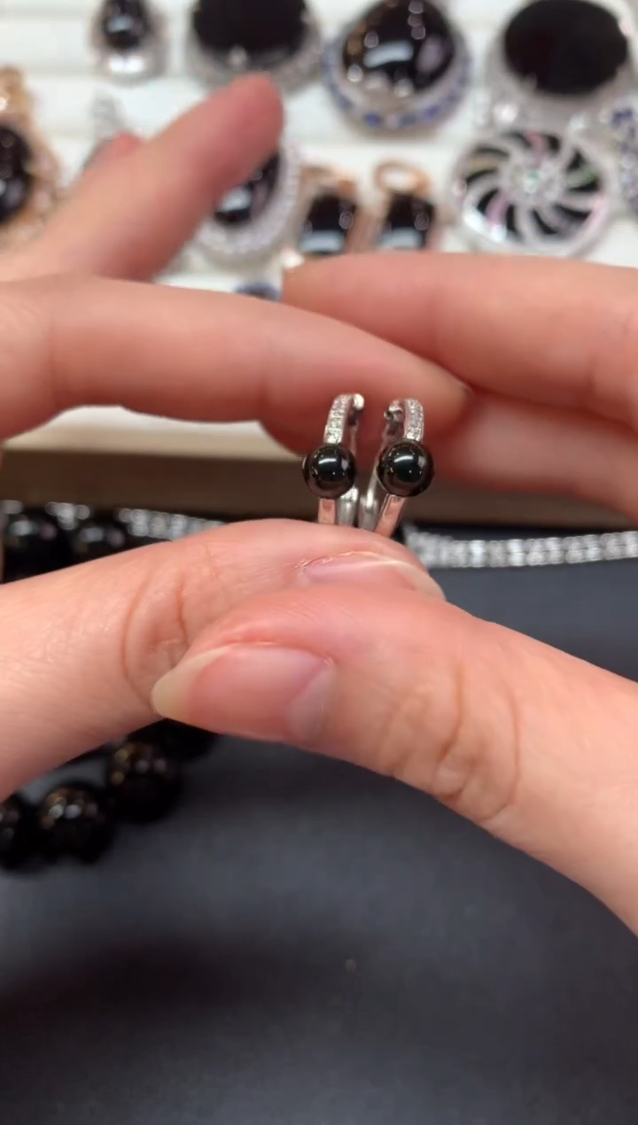 【闪购商品】翡翠耳饰18K金镶嵌Z882|3500