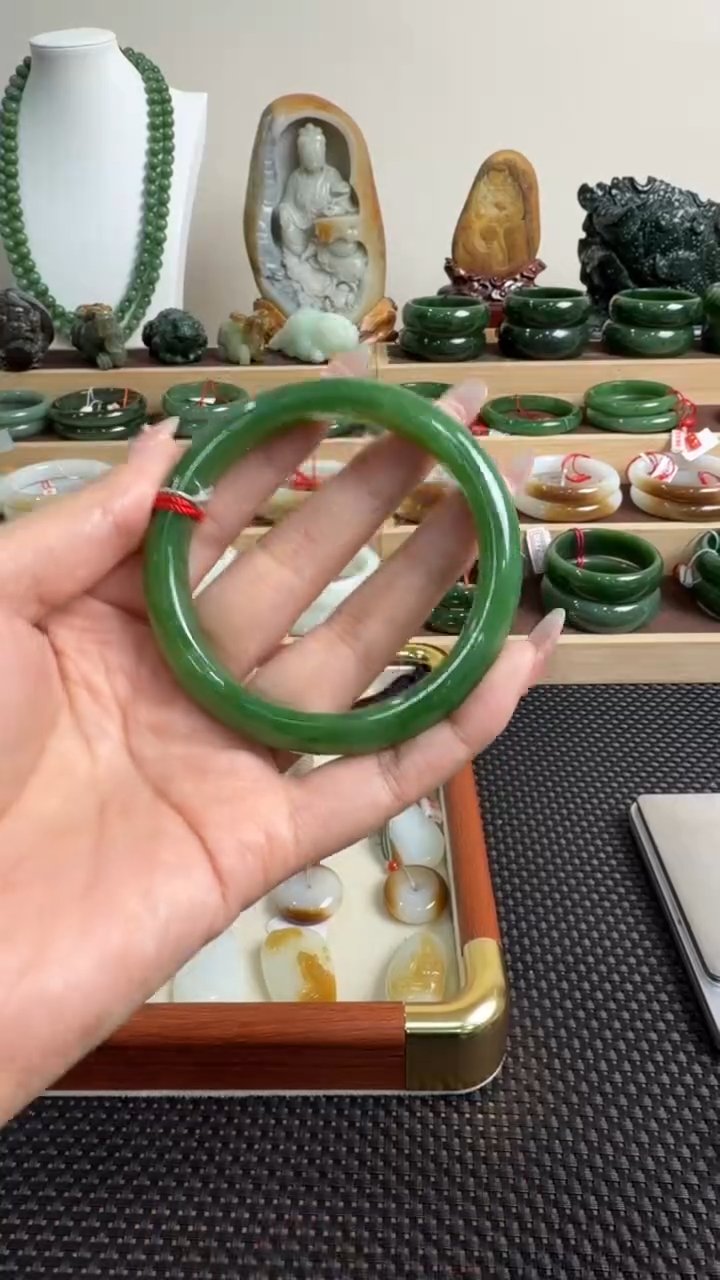 颈饰未镶嵌和田玉手镯59