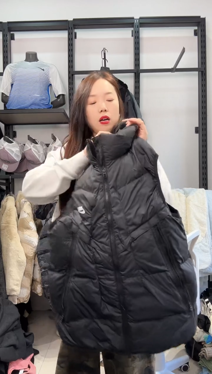 2193    编码  瑕疵直播间过款为准 尺码  ·  M