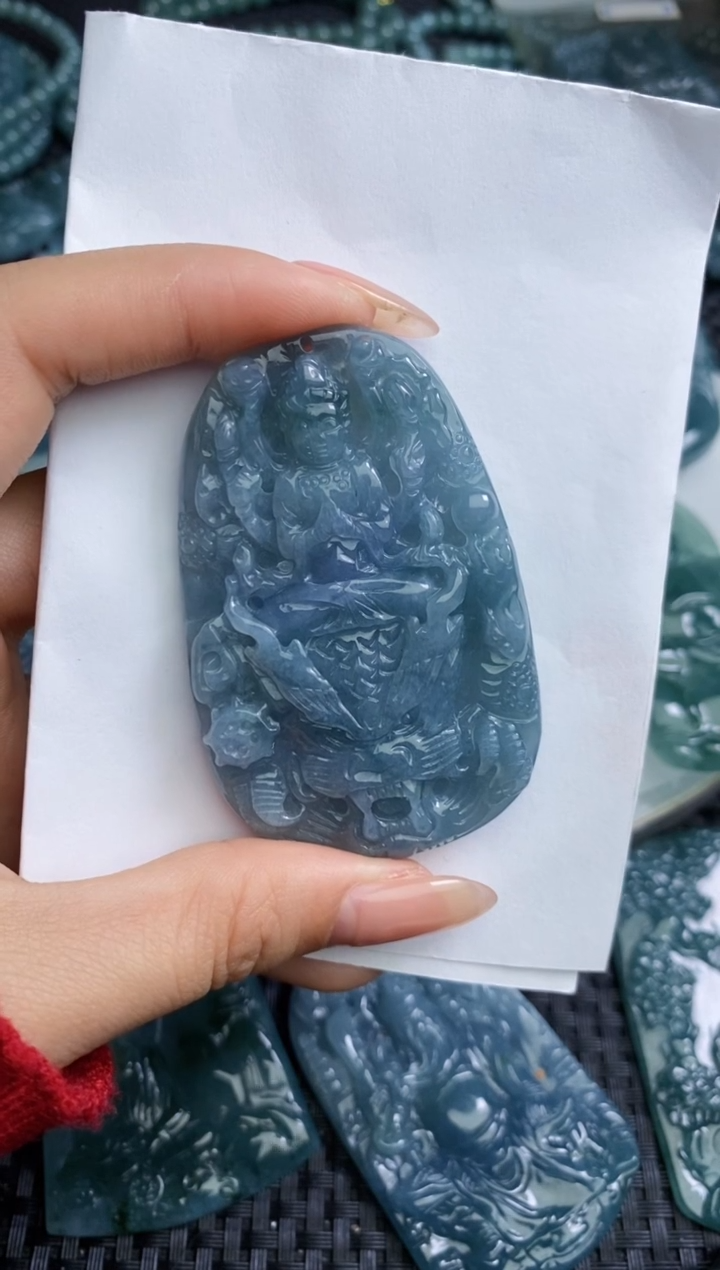 【闪购商品】翡翠颈饰未镶嵌111111111