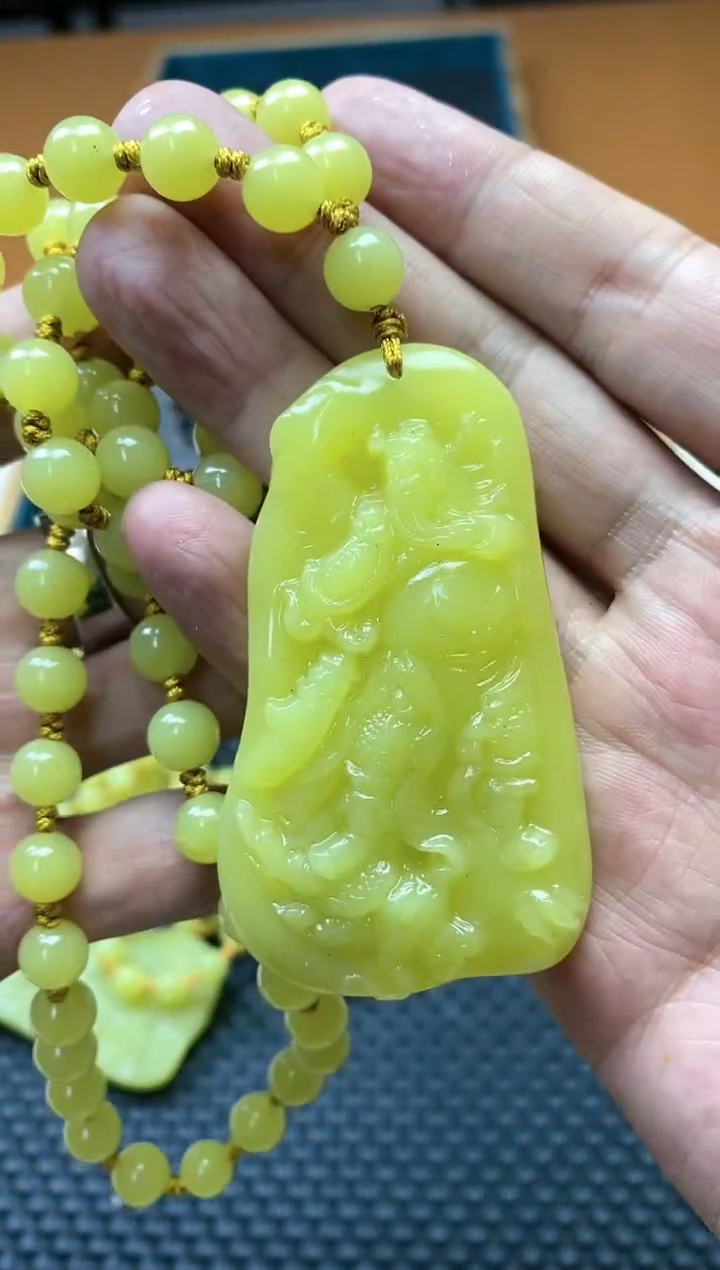 【闪购商品】蛇纹石玉其它未镶嵌多样性发货一个