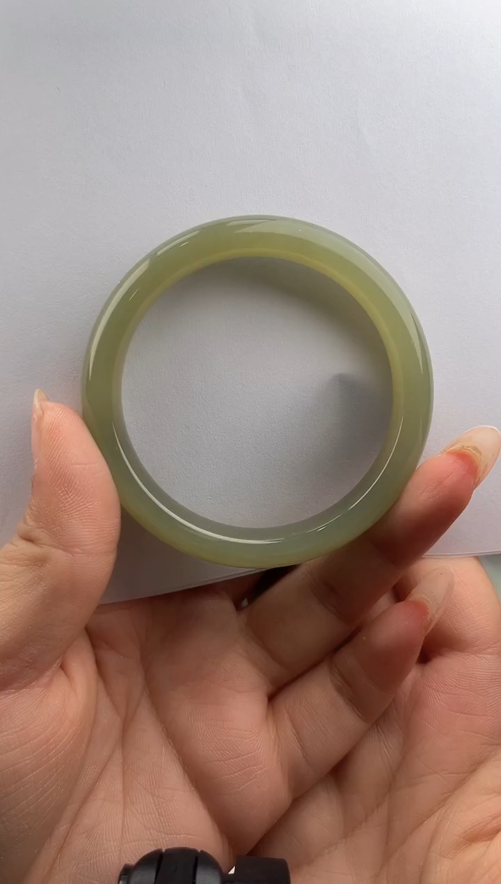 未镶嵌手镯和田玉金*莲010