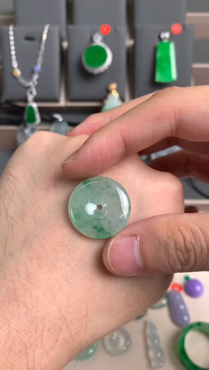 未镶嵌定制翡翠裸玉