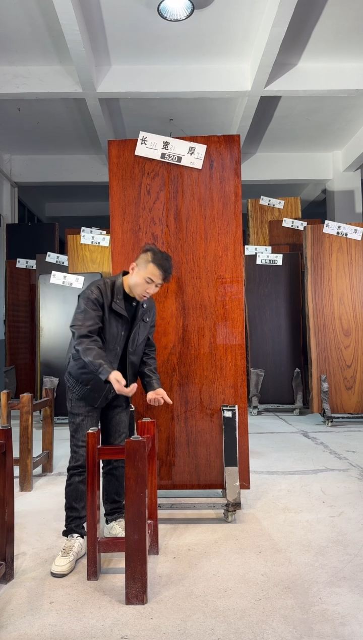 木（非红木类），***。520巴花216*82*9.2