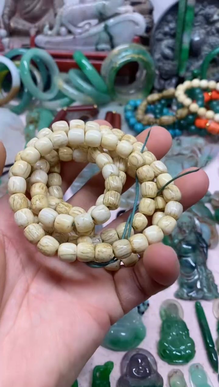 【闪购商品】5直播间的实时画面