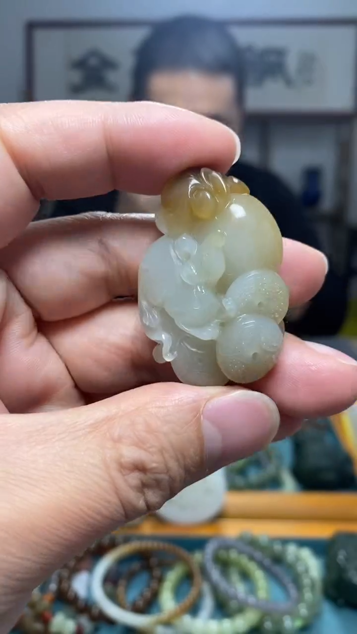 颈饰未镶嵌和田玉9