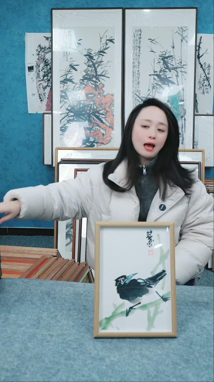 【闪购商品】国画10寸本土老师木质摆台