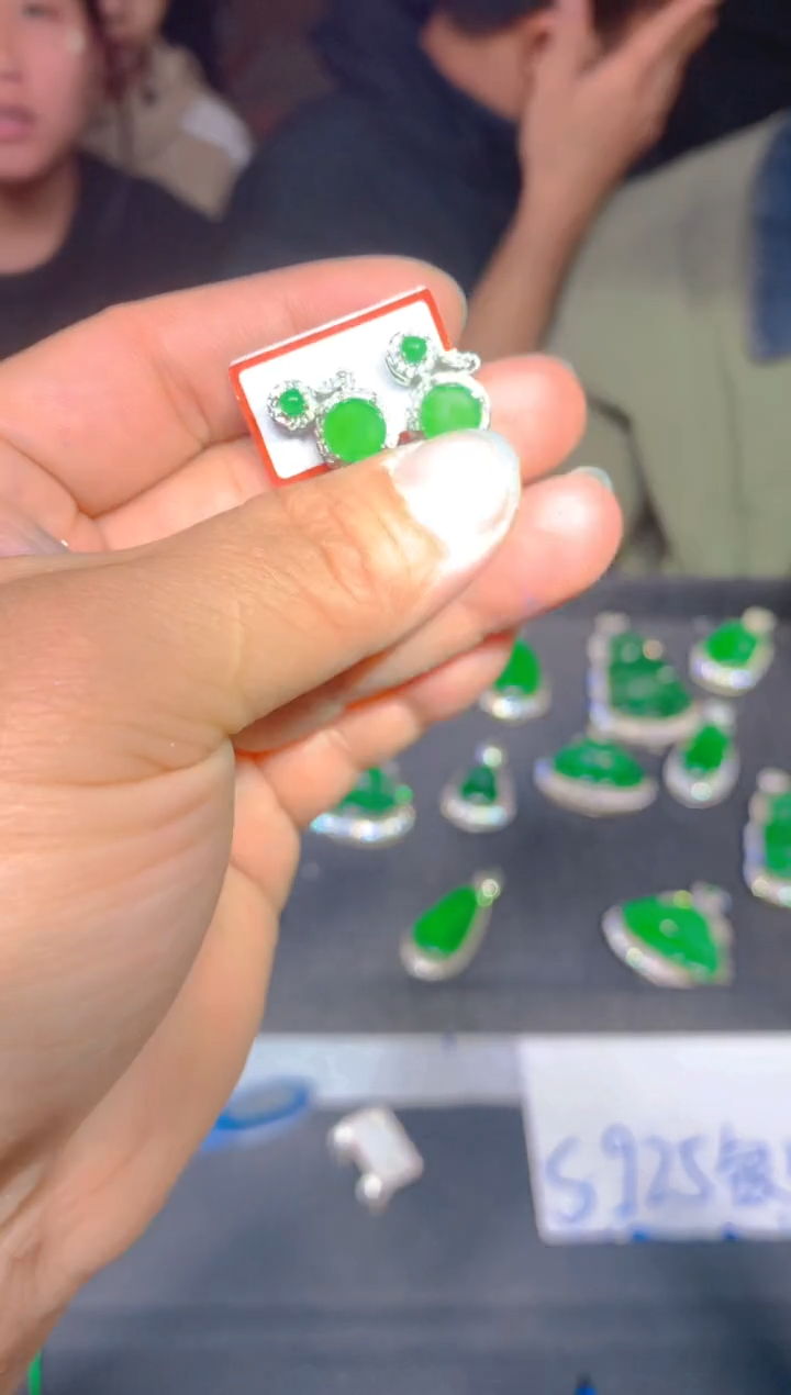 【闪购商品】定制翡翠未镶嵌102定制翡翠多样性发货（发其一）