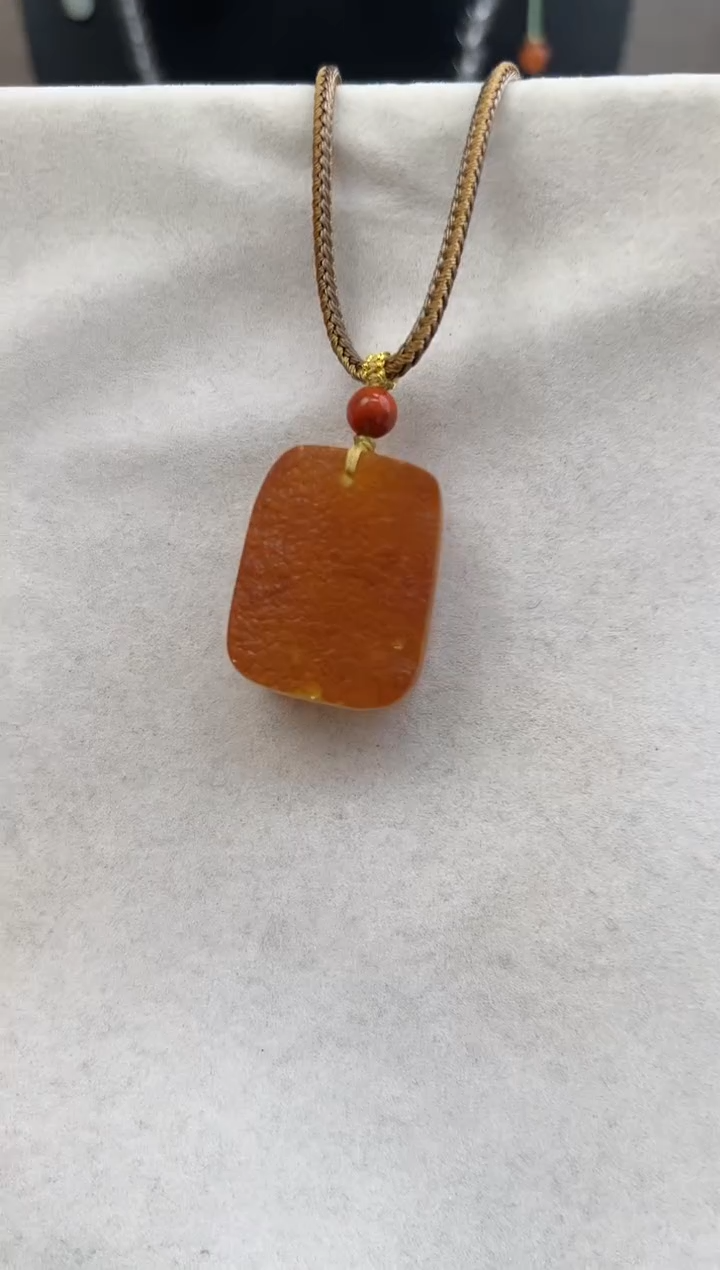 【闪购商品】琥珀裸石未镶嵌10112017-吊坠