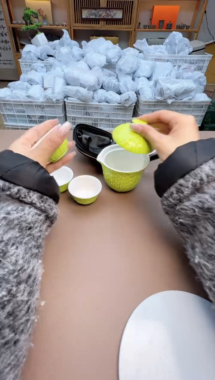 【闪购商品】摆件瓷制品S1111111111111