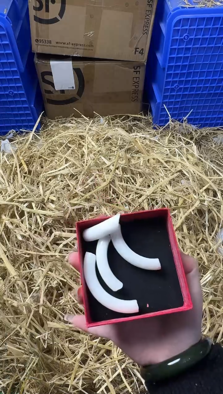 天然辰砂带礼盒L-1032