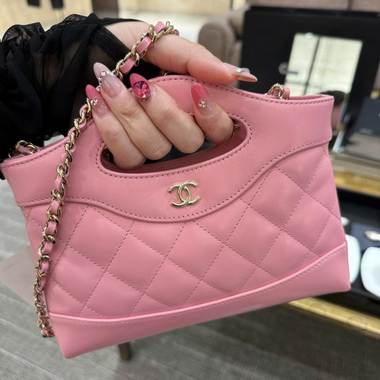 95新 Chanel/香奈儿  展会外场！粉色31bagnano包