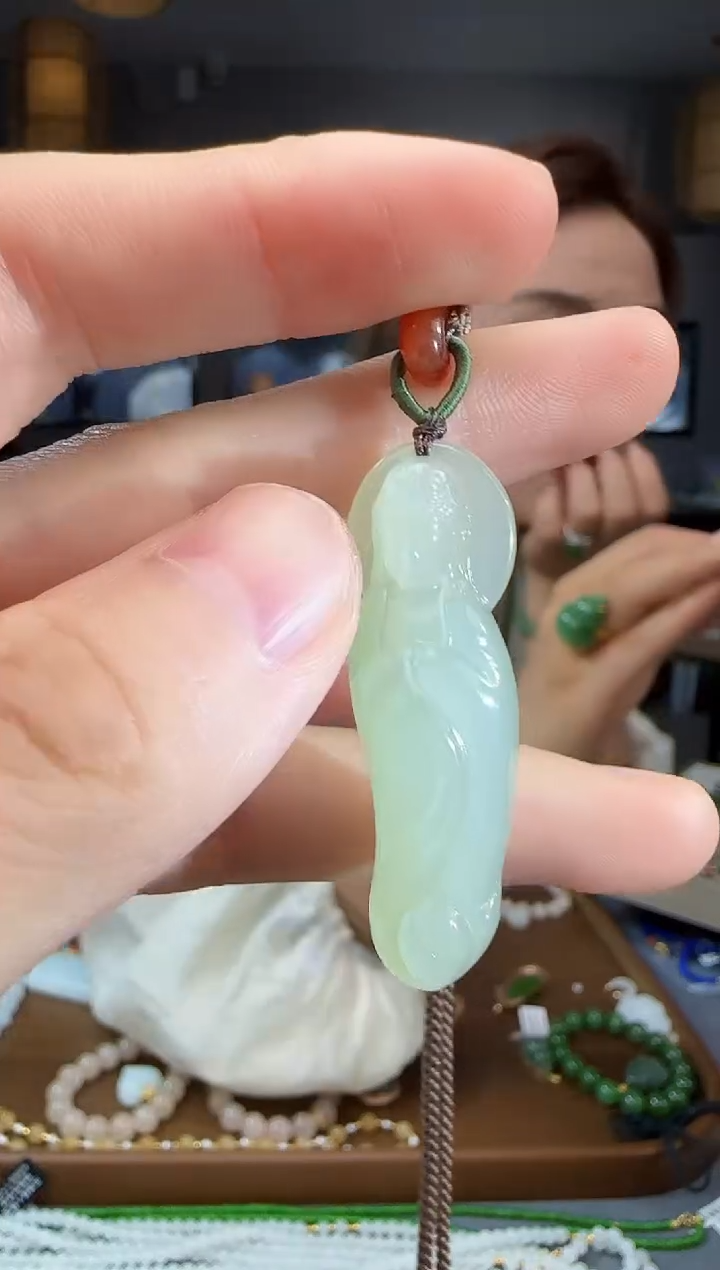 和田玉未镶嵌吊坠(不含链)11