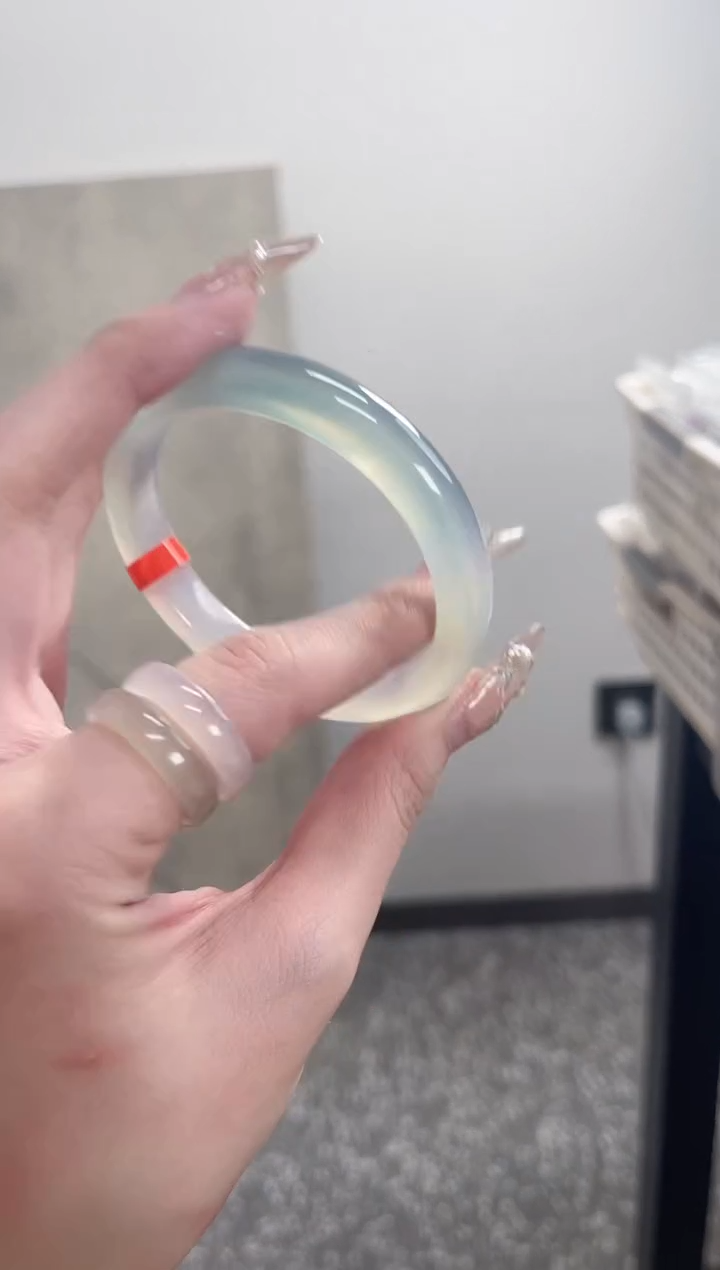 【闪购商品】玛瑙/玉髓手镯未镶嵌56圈 需要包容