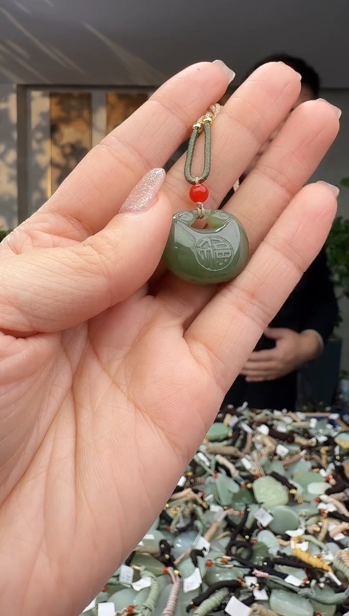 未镶嵌和田玉挂件拍一发一多样性发货