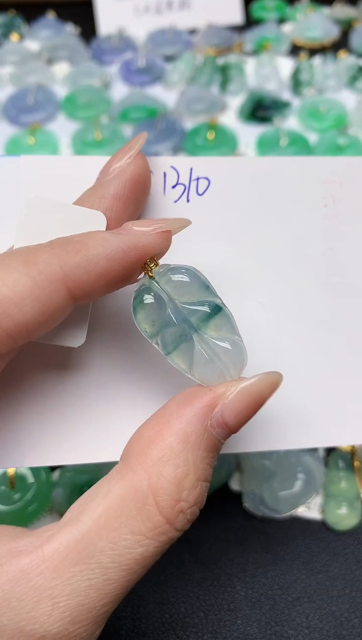 颈饰18K金镶嵌翡翠天然缅甸A货翡翠百元以上9元证书费自理