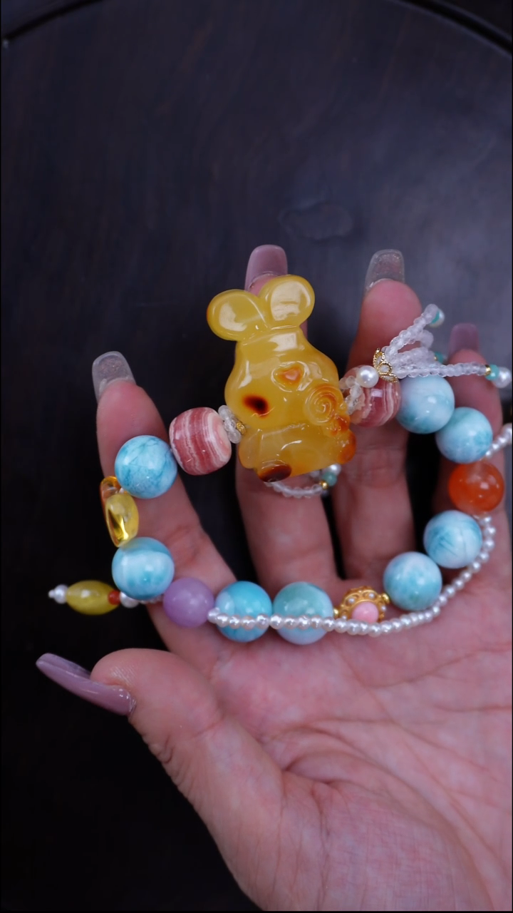 琥珀颈饰未镶嵌12.12日 76号链接