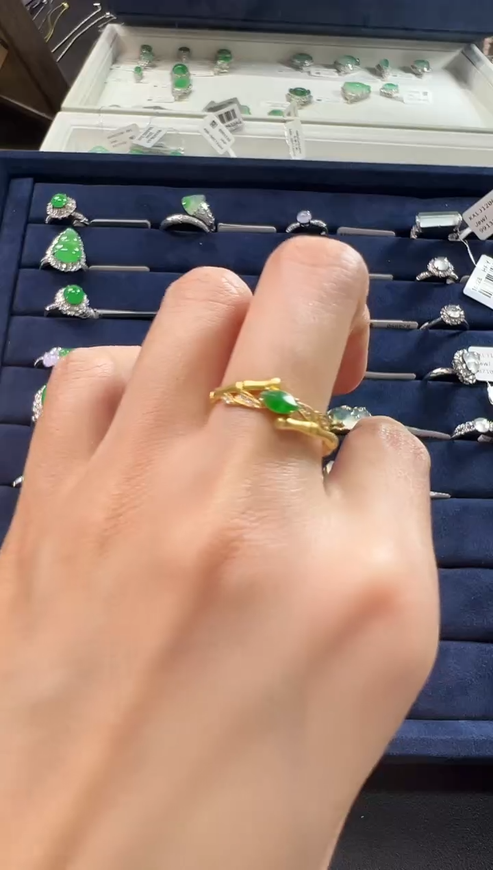 18K金镶嵌戒指翡翠KCDD1206-005