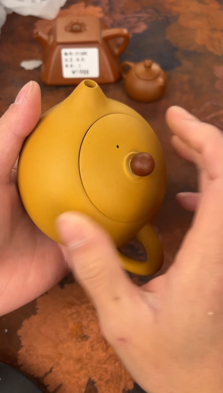 茶杯紫砂-素面黄段西施