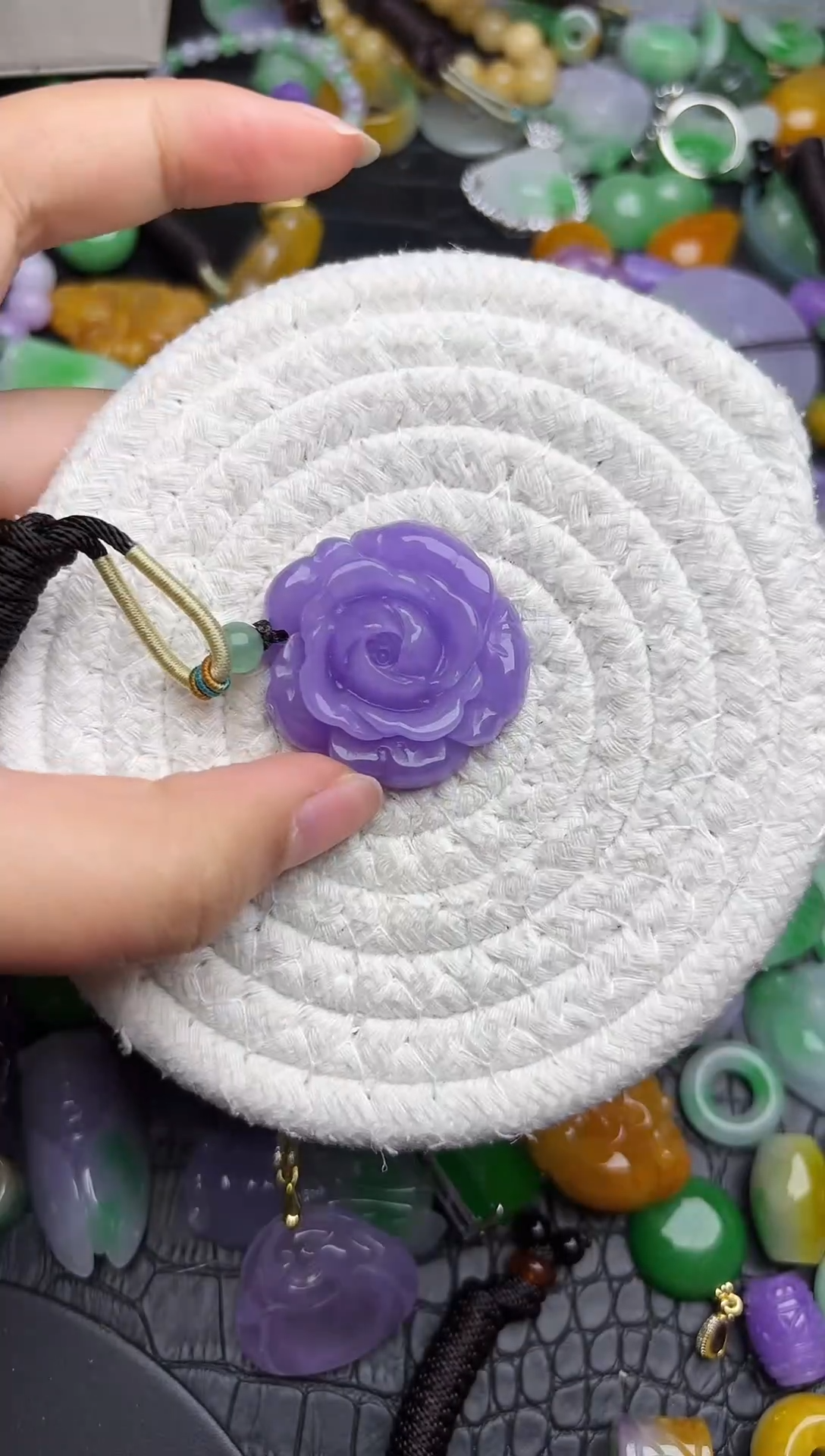 颈饰未镶嵌翡翠缅甸翡翠吊坠