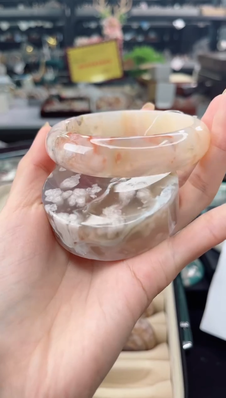 【闪购商品】石英质玉手镯未镶嵌61圈口（赠品镯心）3505142