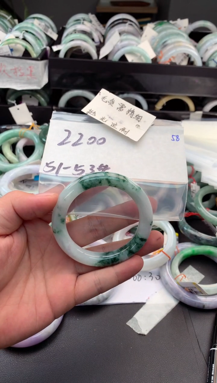 【闪购商品】定制翡翠未镶嵌毛货需精细抛光+多人