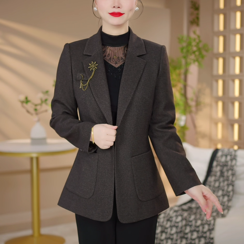 高档洋气西装外套女2025年秋季新款中年女士休闲大码职业西服上衣