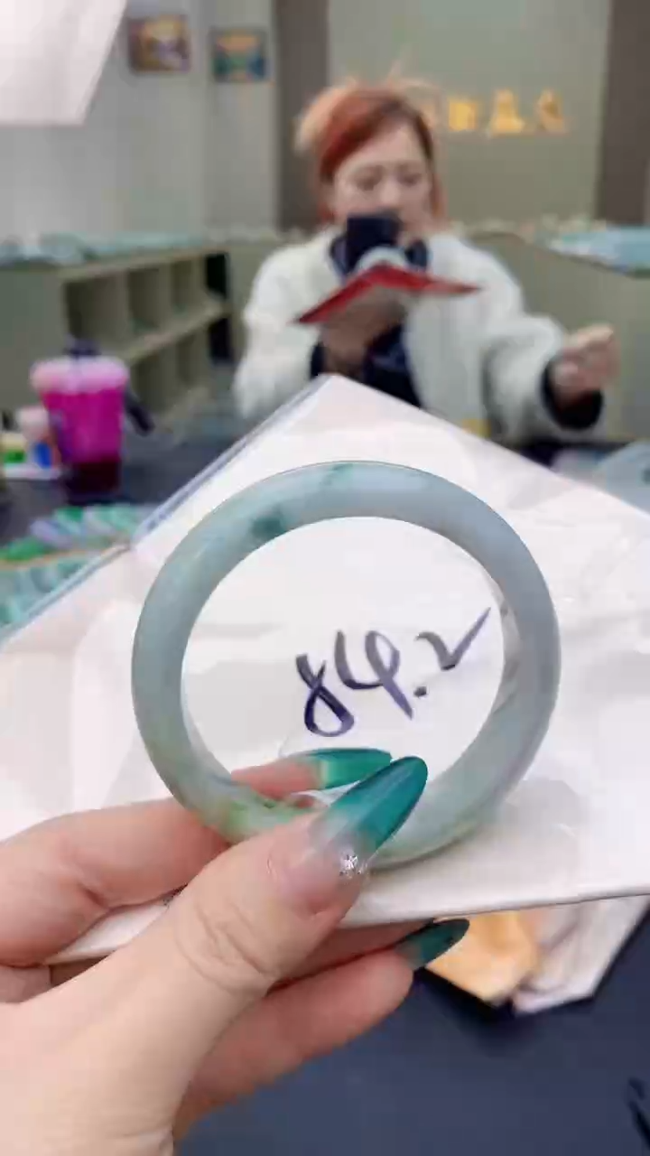 【闪购商品】翡翠手镯未镶嵌0129062464