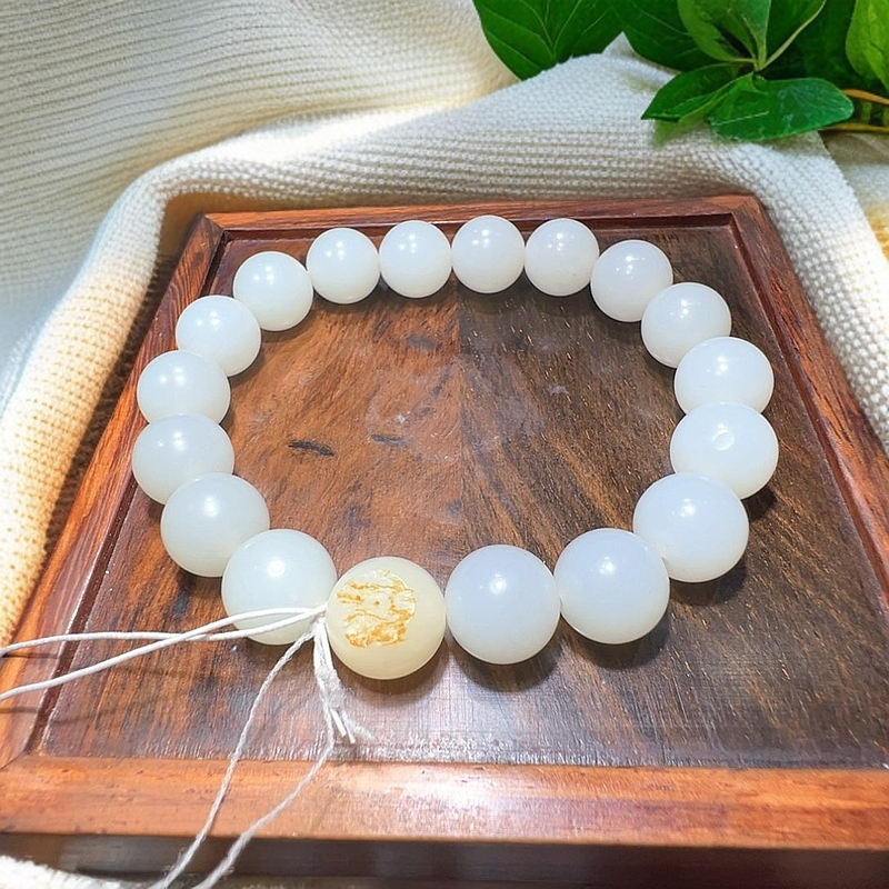 和田玉手串未镶嵌