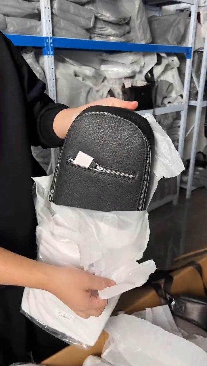头层牛皮958品牌男包清货中（不要卡单，理性消费）