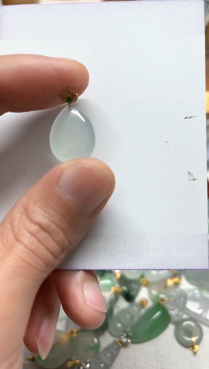 【闪购商品】翡翠颈饰18K金镶嵌天然缅甸A货翡翠吊坠