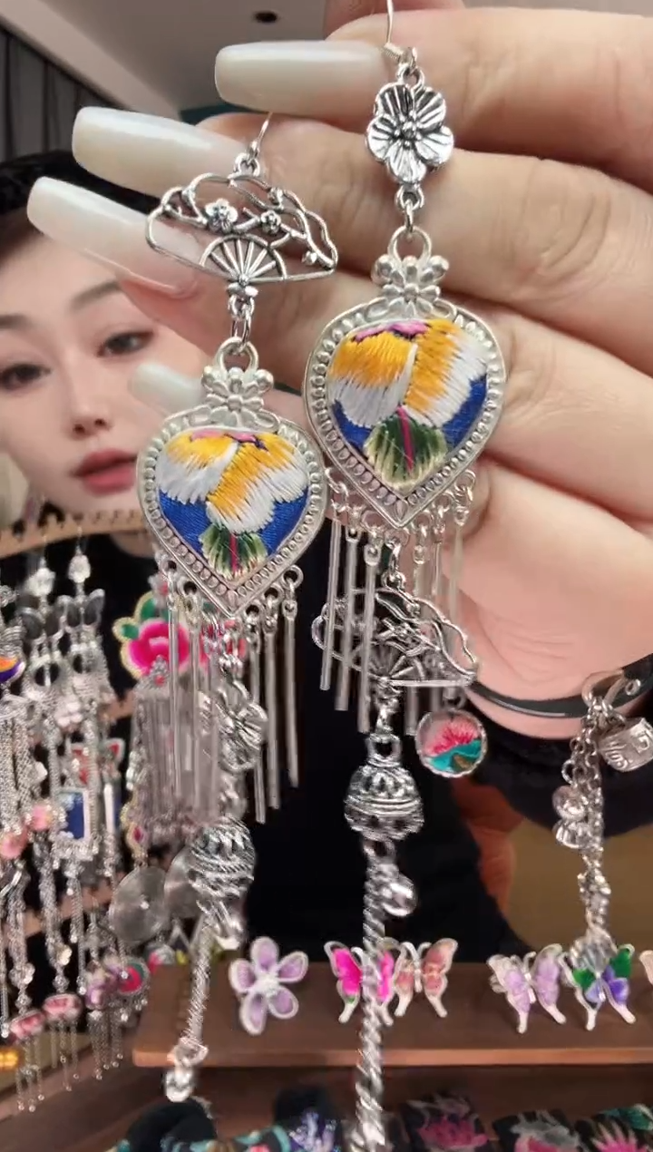 刺绣纯手工民族风刺绣耳环