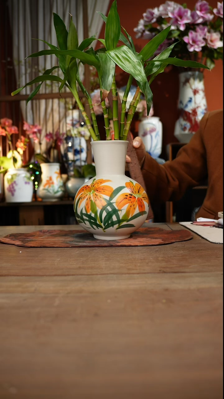 当代高温釉下彩手绘陶瓷餐具