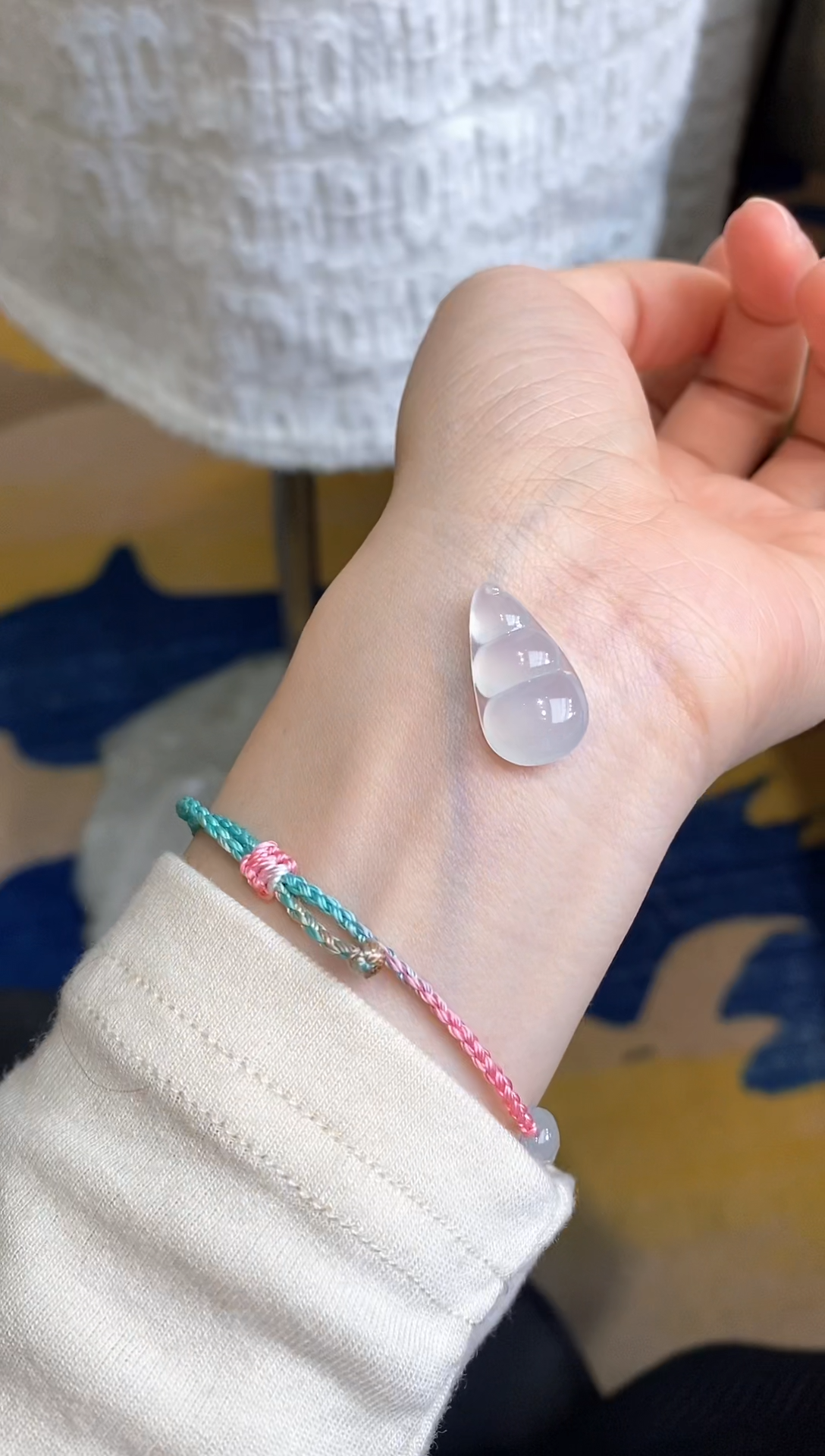 翡翠未镶嵌颈饰豆子