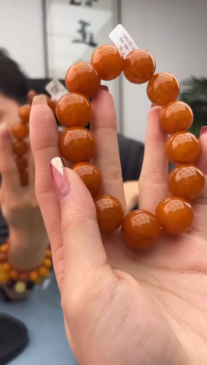 【闪购商品】蜜蜡珠宝奇石未镶嵌假一赔十，多样性发一件0