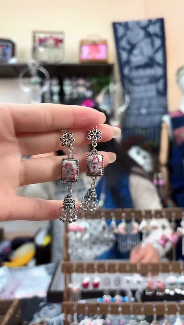 织绣民族风非遗老绣饰品506*