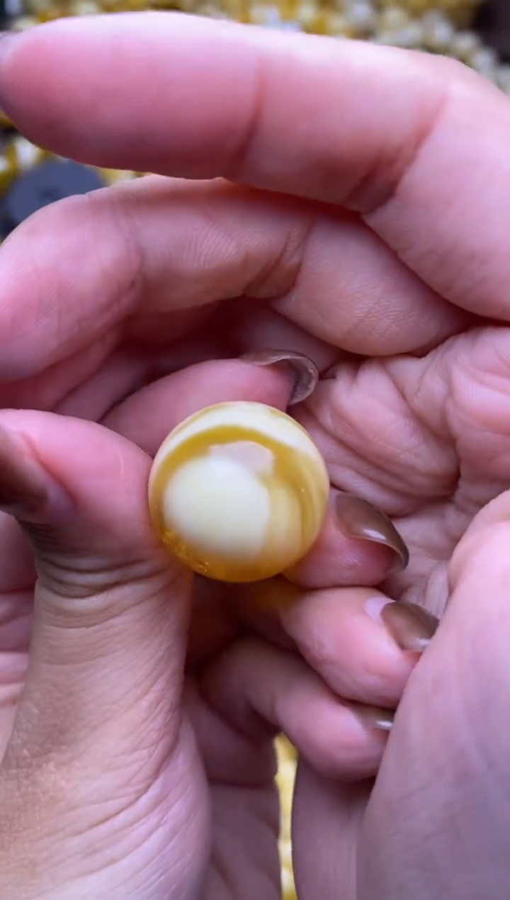 【闪购商品】琥珀裸石未镶嵌大小姐珠宝严选95