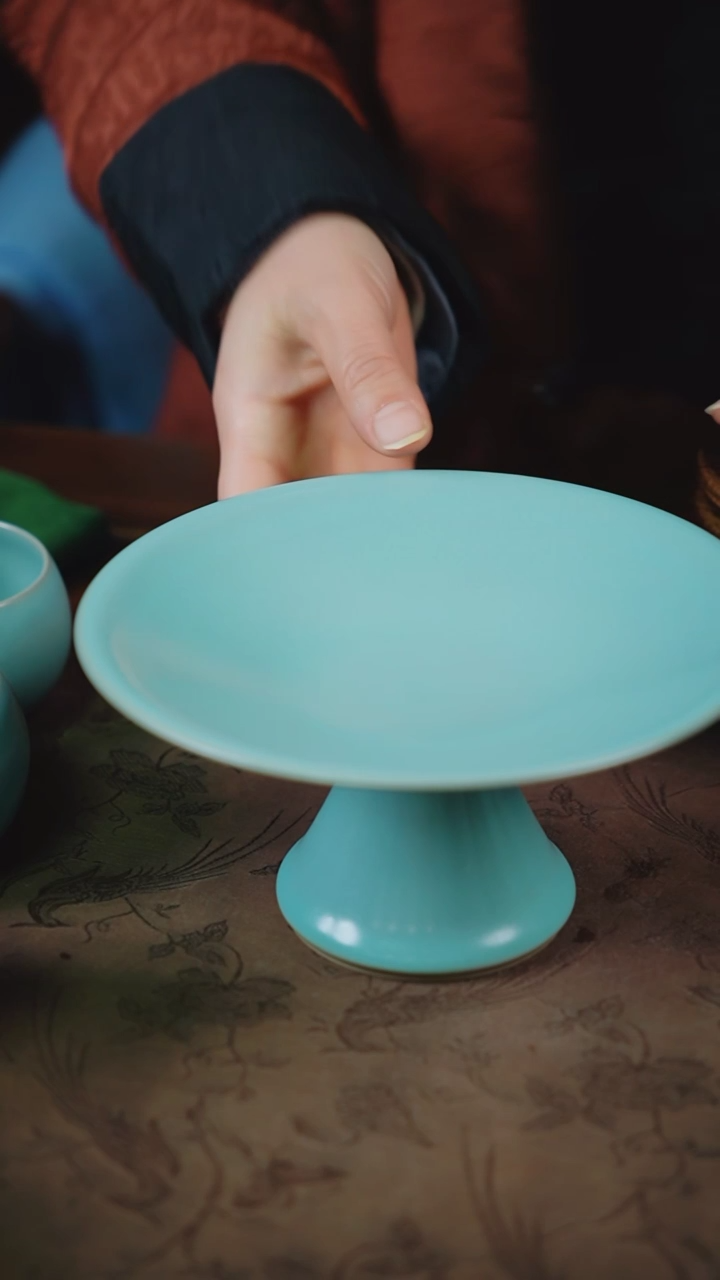 【闪购商品】杯60汝瓷纯手工高足盘