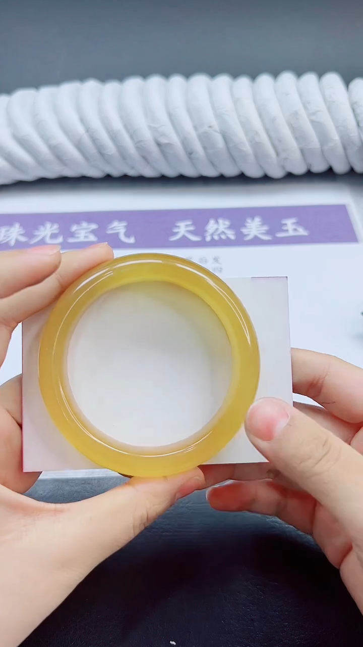 未镶嵌手镯石英质玉154/60