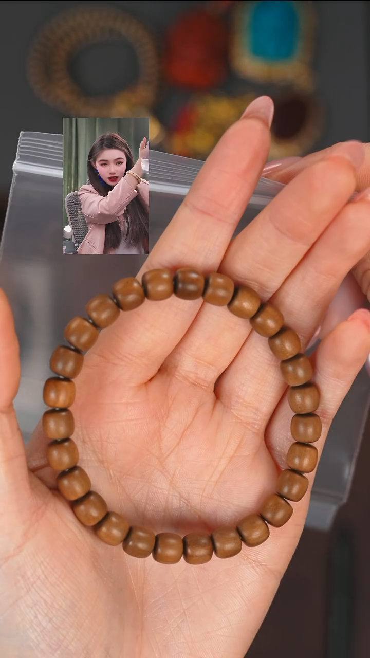 【闪购商品】檀香木无事牌111111111111111