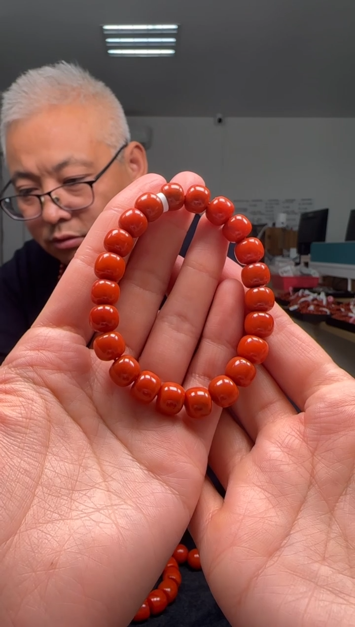 【闪购商品】南红玛瑙10mm瓦西手串老型未镶嵌多样性发一件