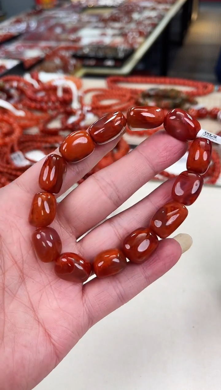 未镶嵌瓦西随型手串南红玛瑙惜*（多样式发其一）